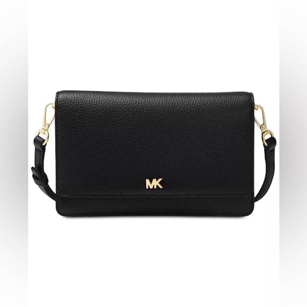 Michael Kors Mott pebble leather phone crossbody wallet. Black. Good condition.